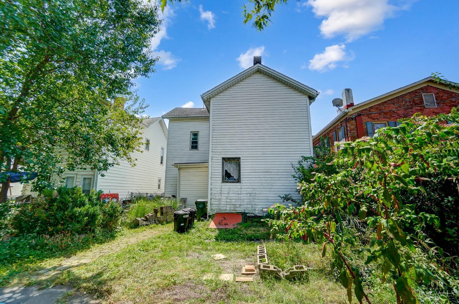 112 Village Street