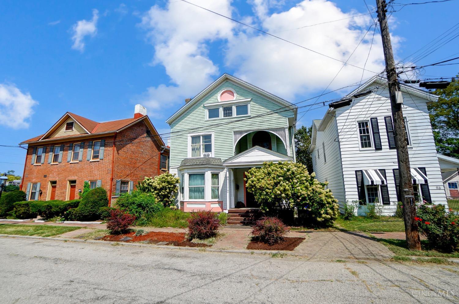112 Village Street