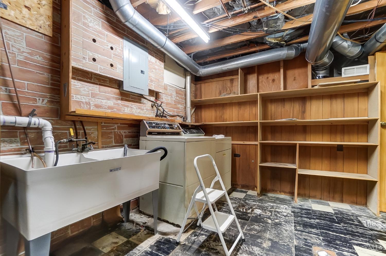 3375 Carlin Drive