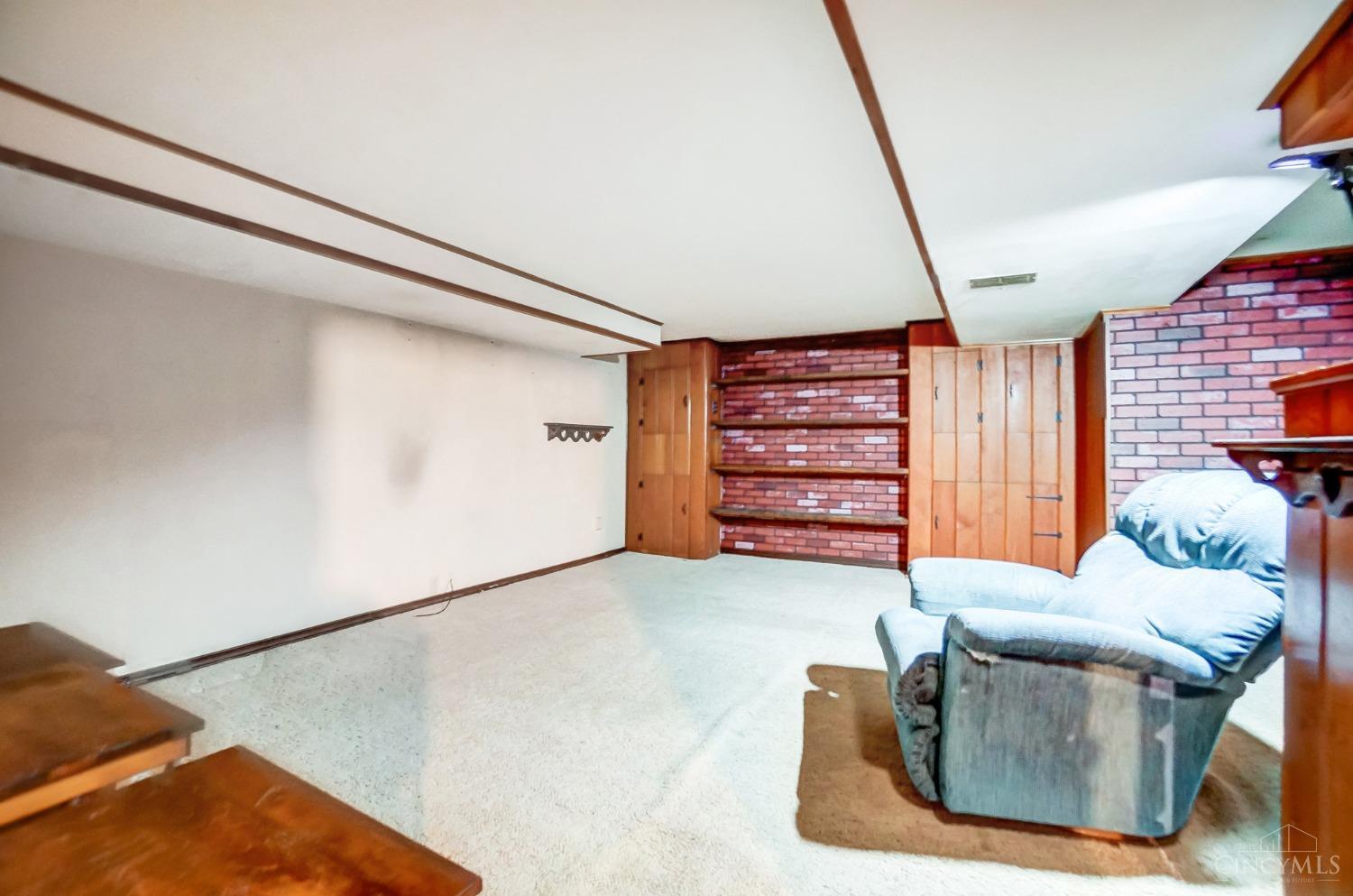 1100 Susan Drive