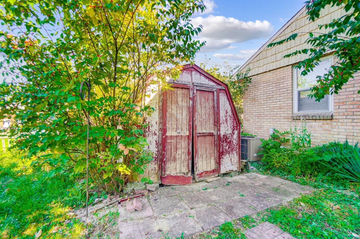 1100 Susan Drive