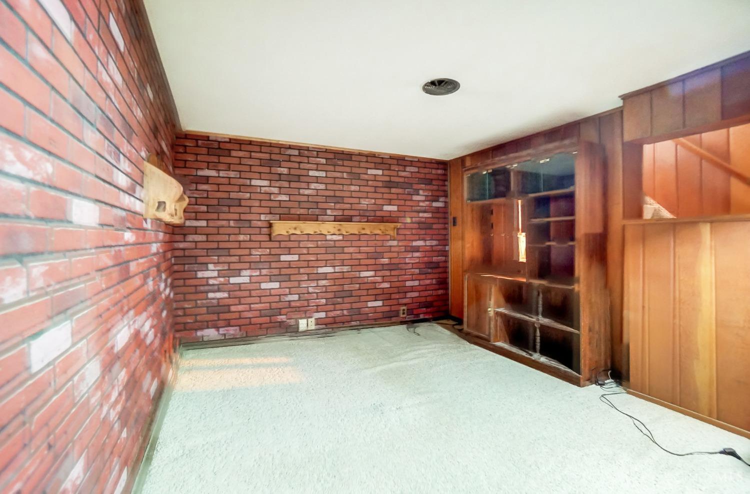 1100 Susan Drive