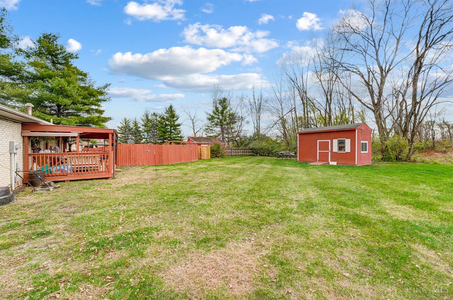 647 W Crescent Lane