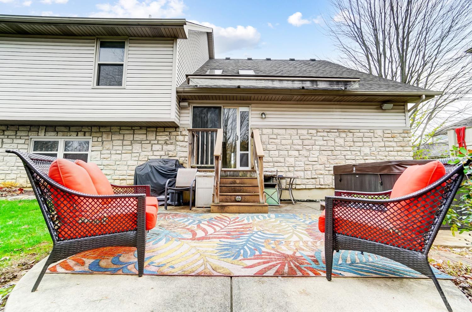 76 Hillcrest Drive