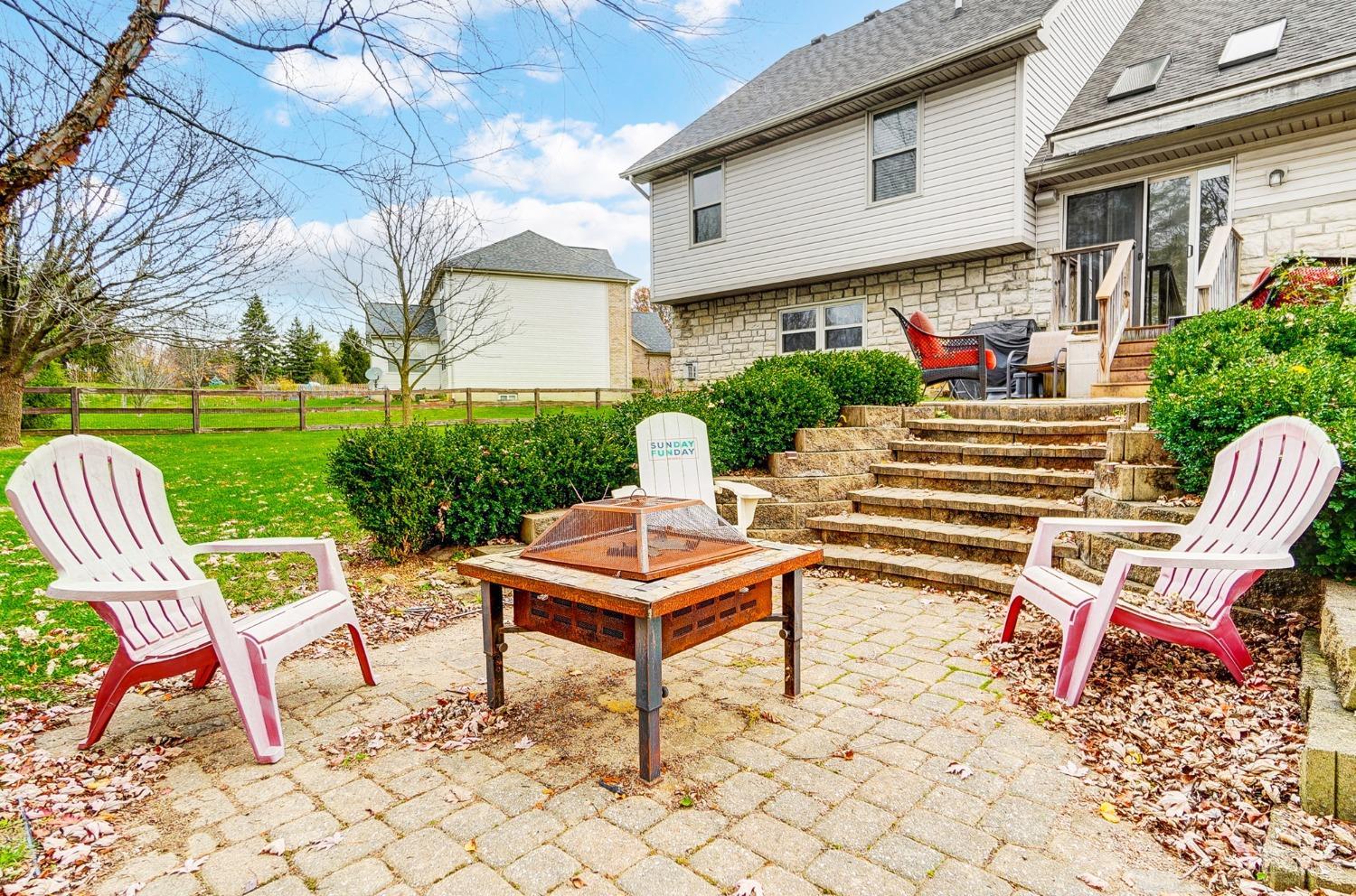 76 Hillcrest Drive