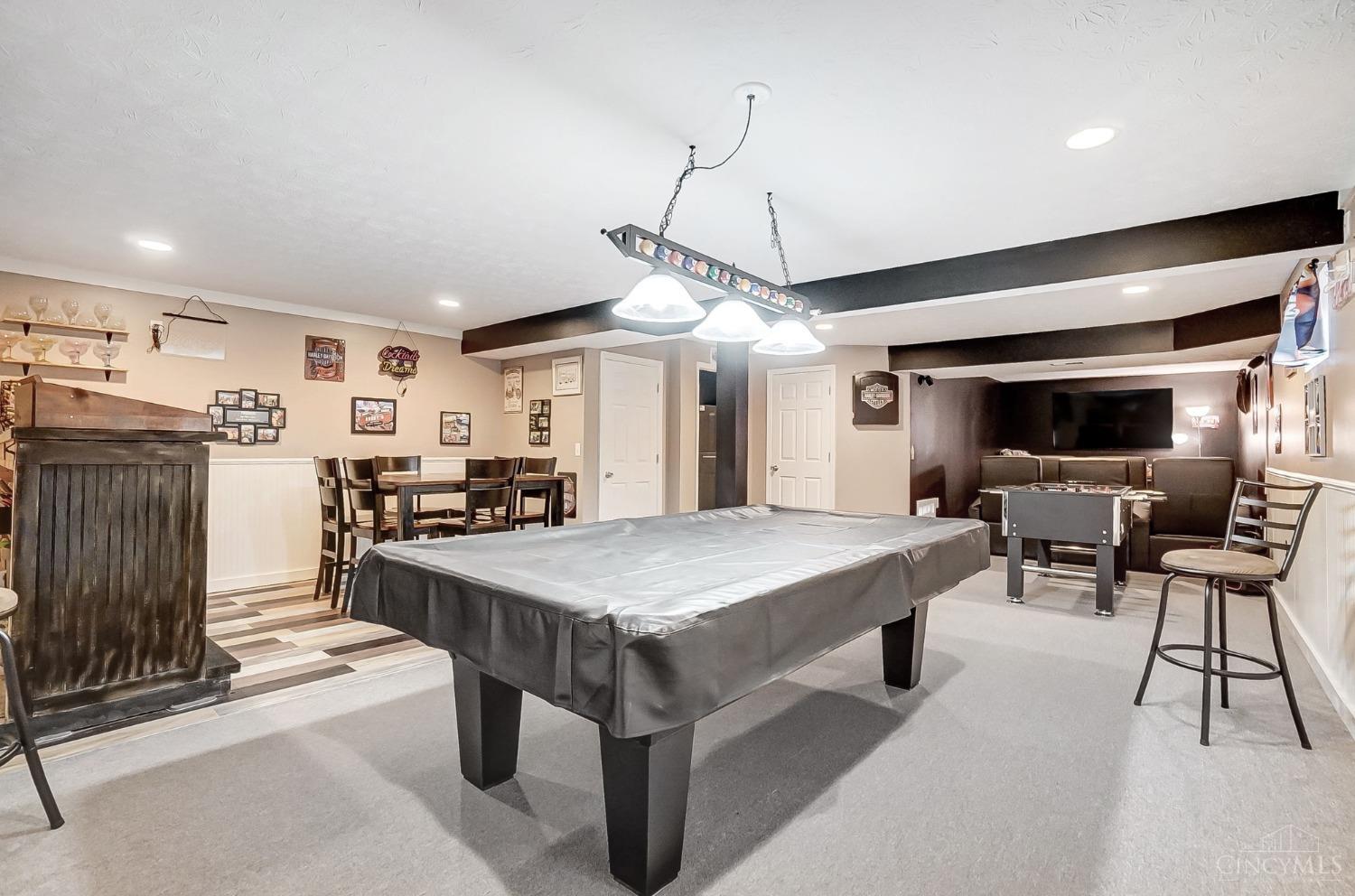 76 Hillcrest Drive