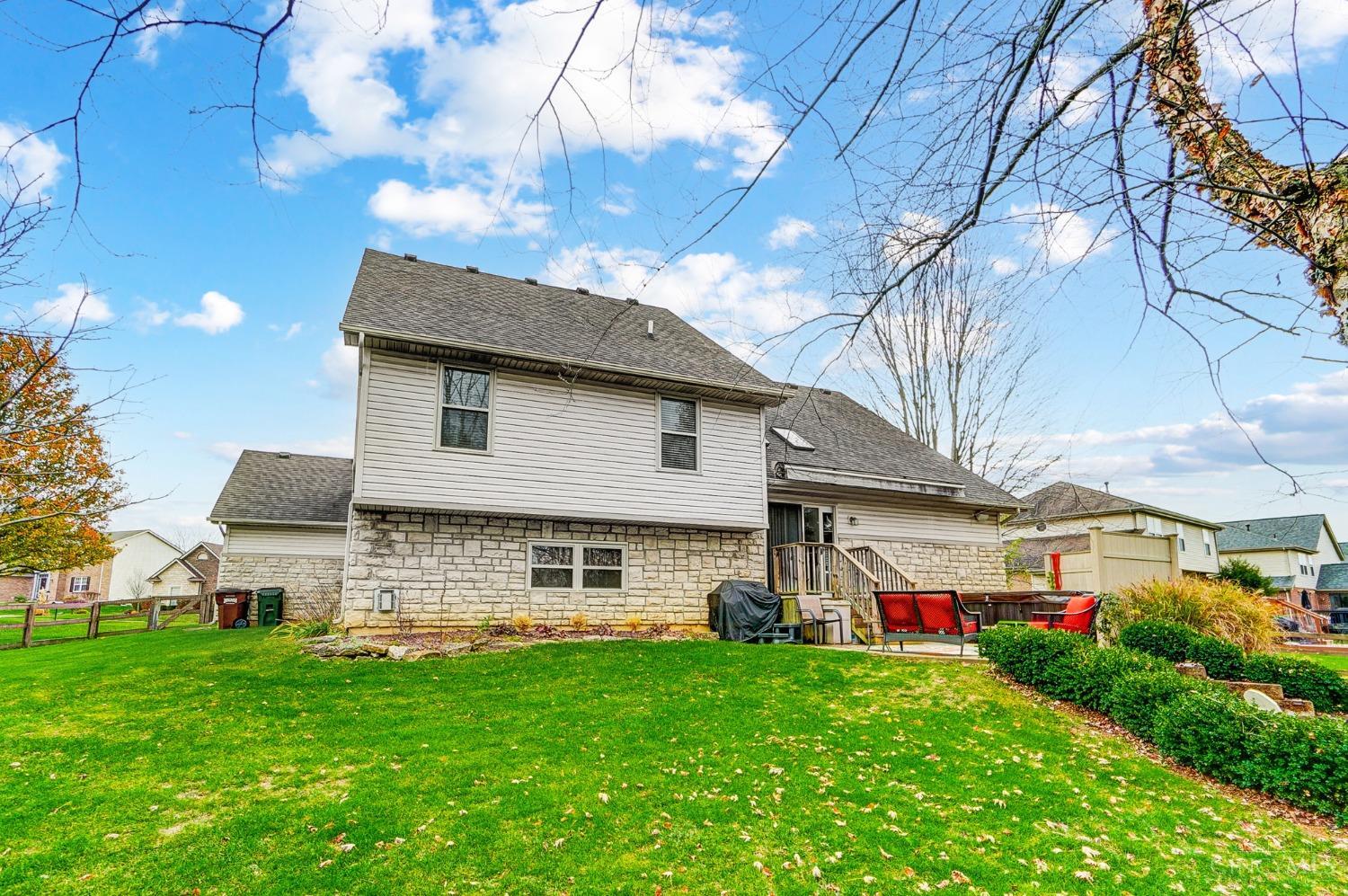 76 Hillcrest Drive
