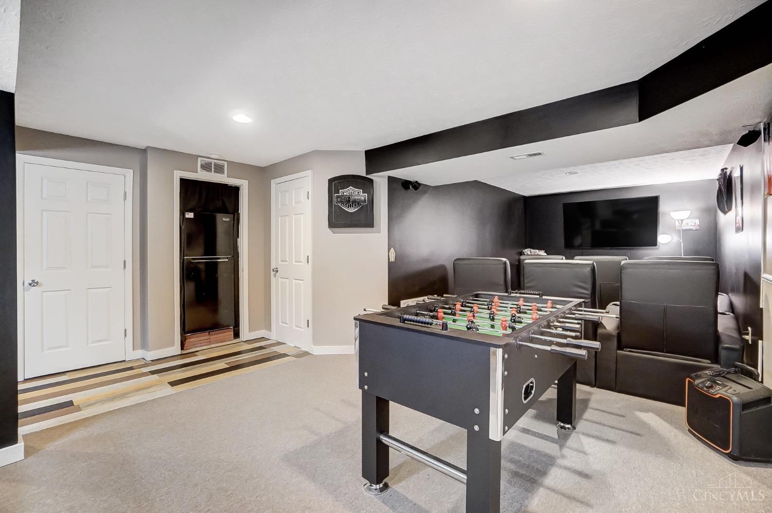 76 Hillcrest Drive