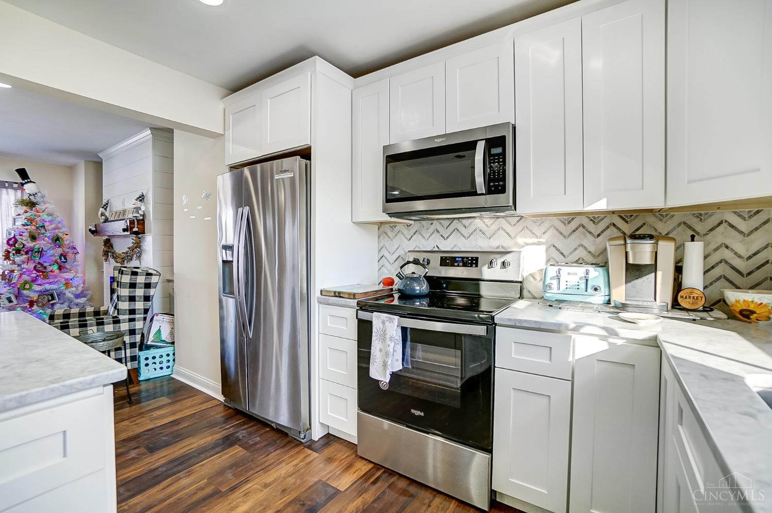 5642 Horseshoe Bend Road
