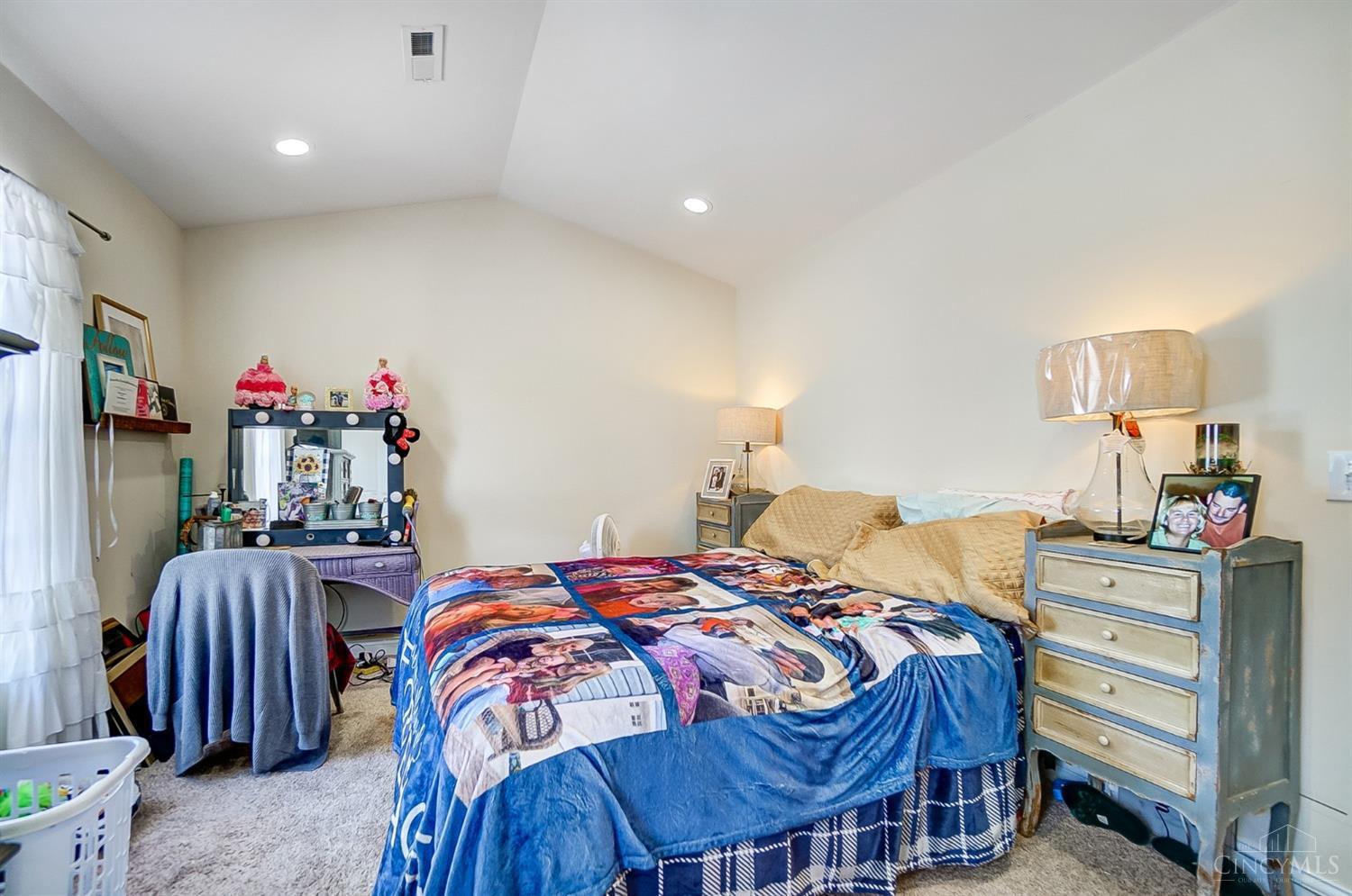 5642 Horseshoe Bend Road