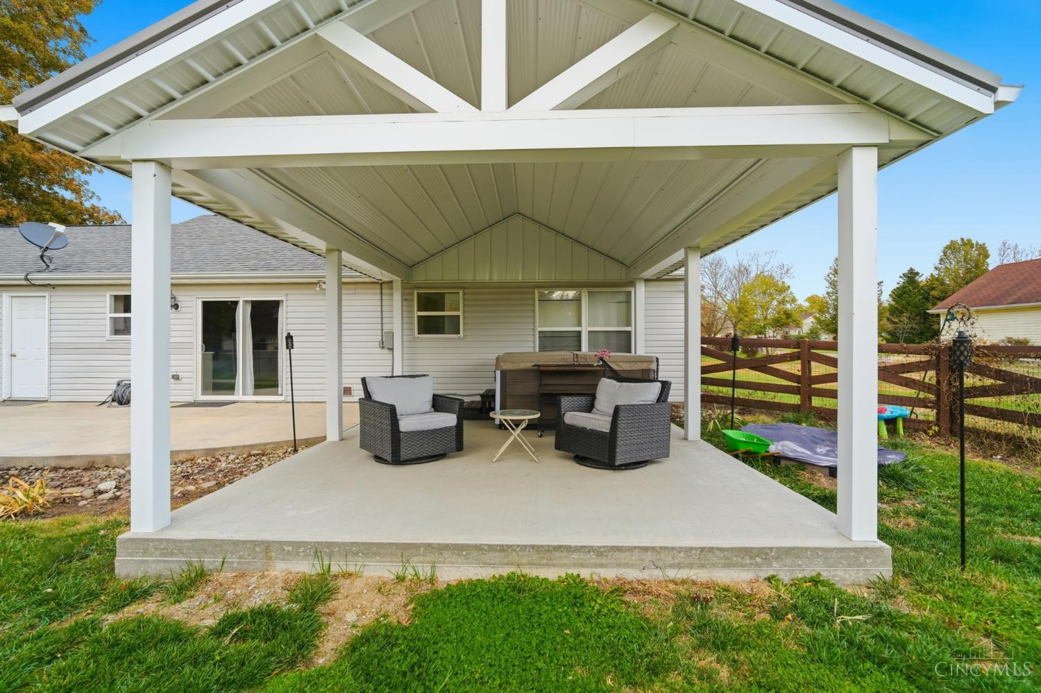 9255 Arrowcreek Drive