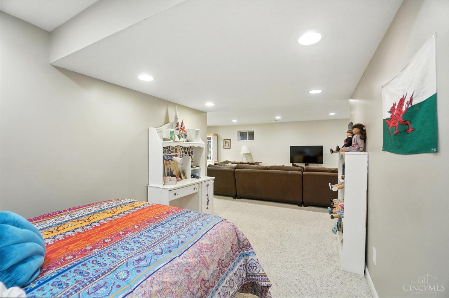 2434 Whisper Drive