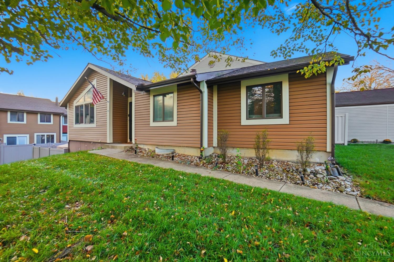 6042 Cinnamon Tree Court