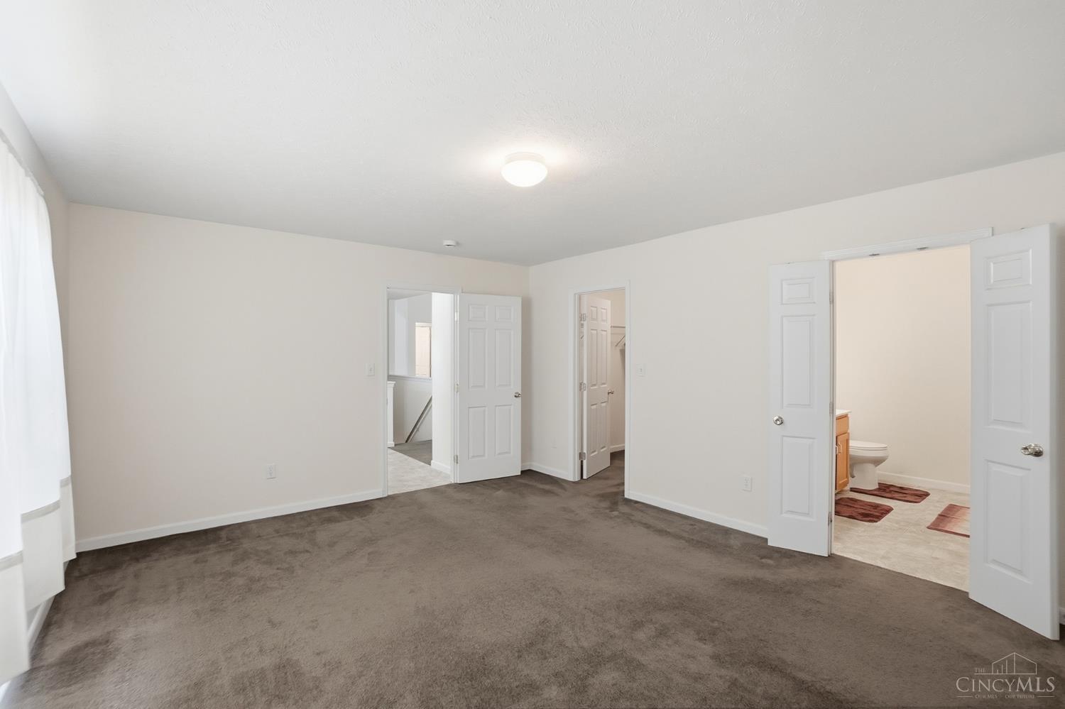 22 Meadowcrest Drive