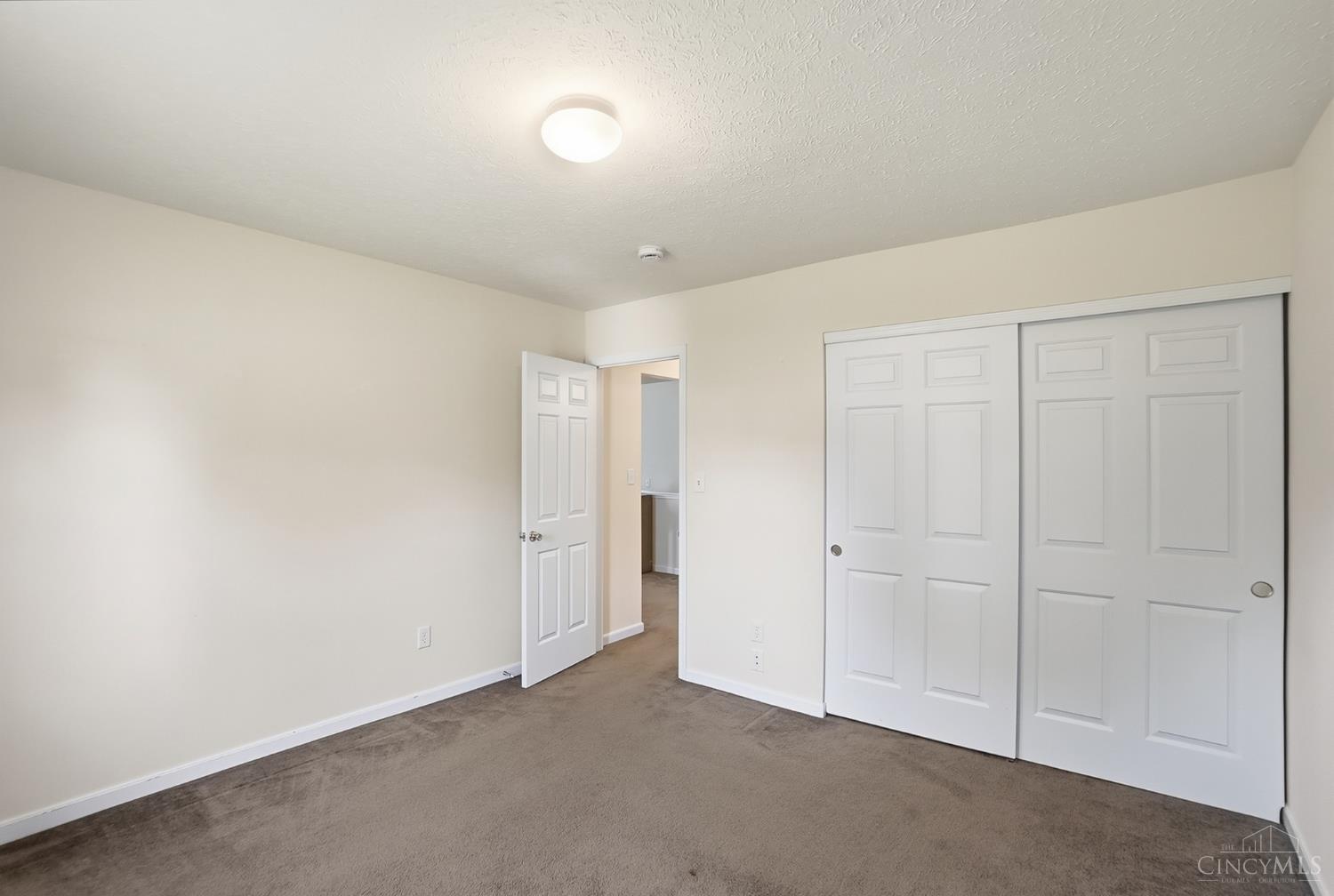 22 Meadowcrest Drive
