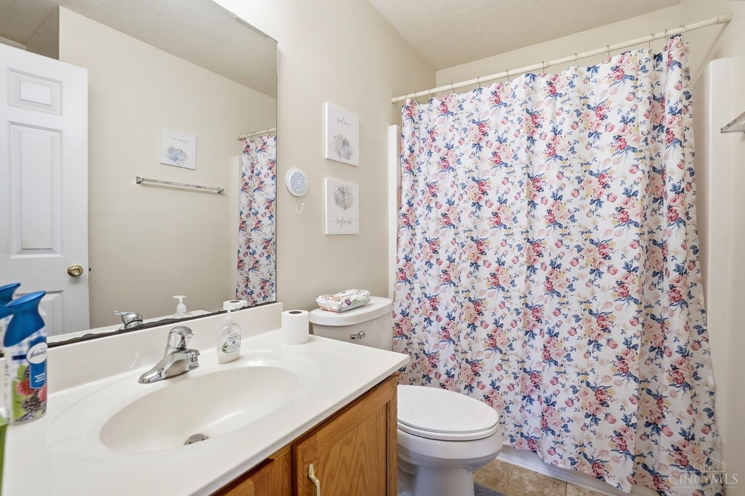 22 Meadowcrest Drive