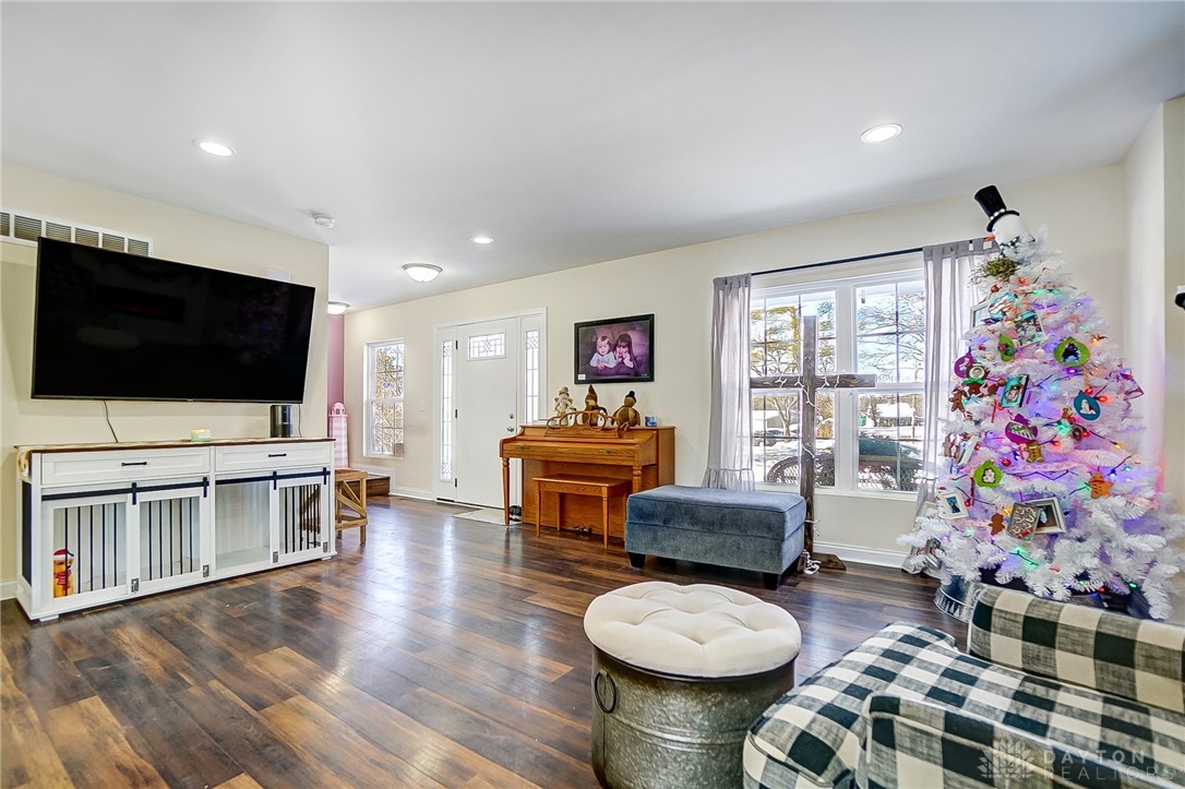 5642 Horseshoe Bend Road