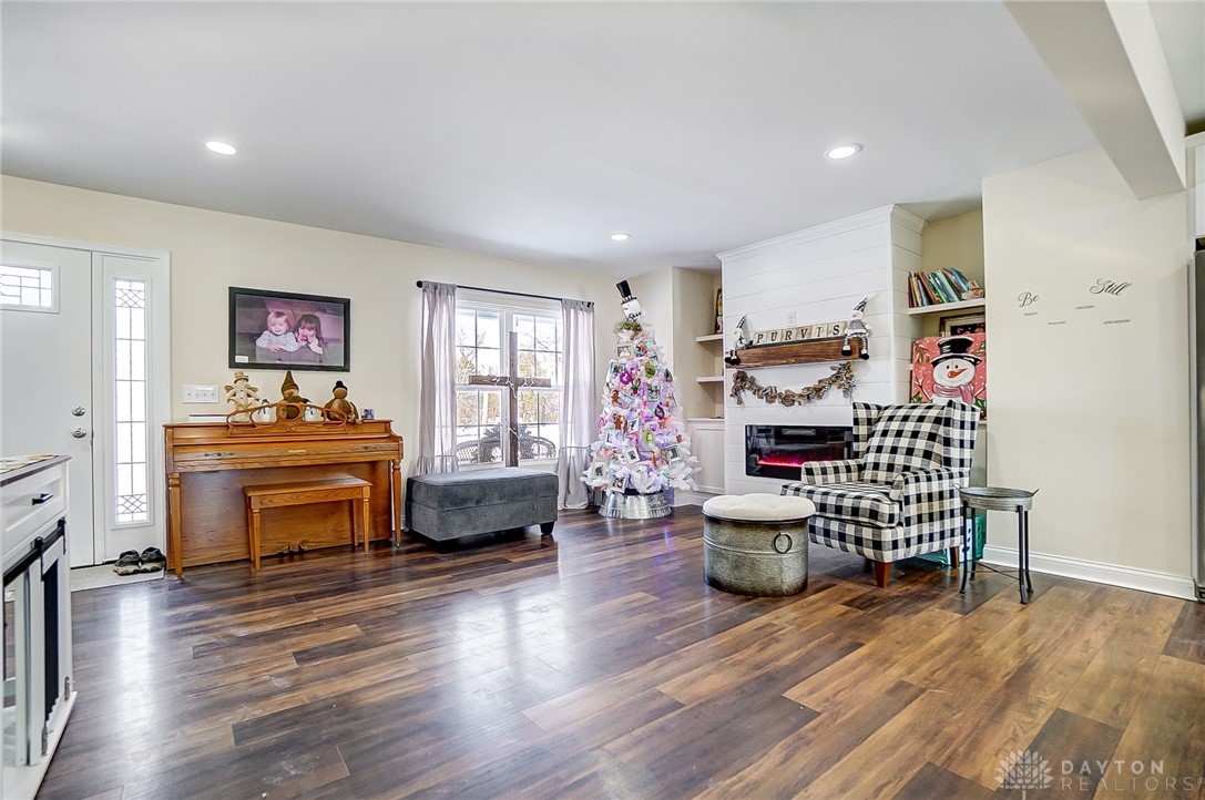 5642 Horseshoe Bend Road
