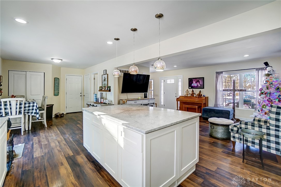 5642 Horseshoe Bend Road