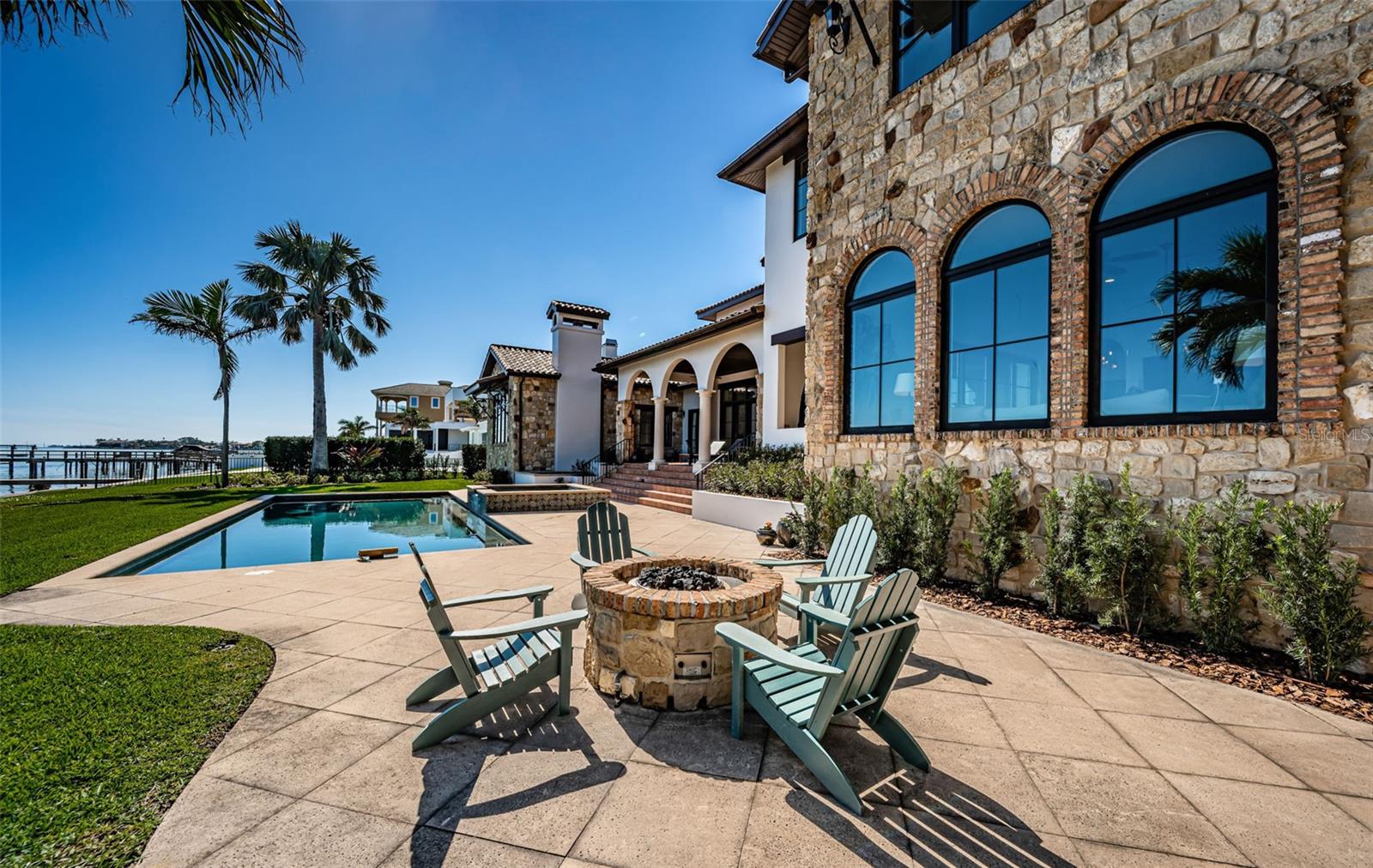 3901 BAYSHORE BLVD NE