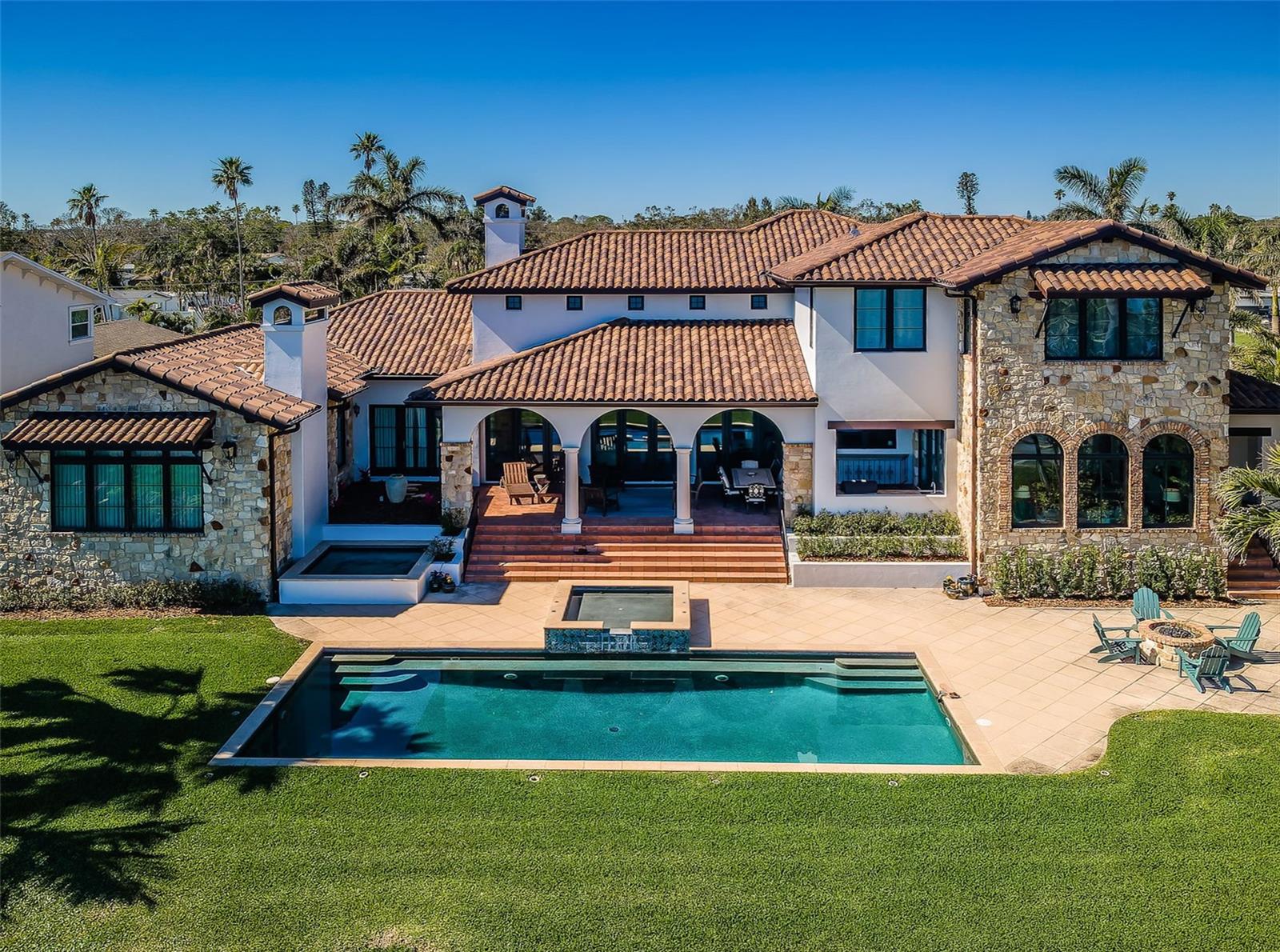3901 BAYSHORE BLVD NE
