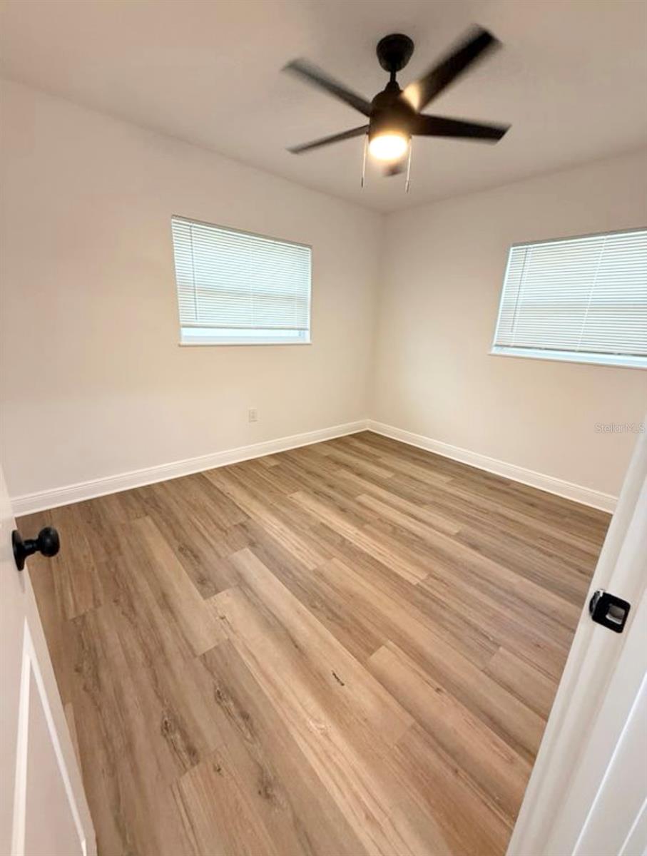 3309 W KATHLEEN ST