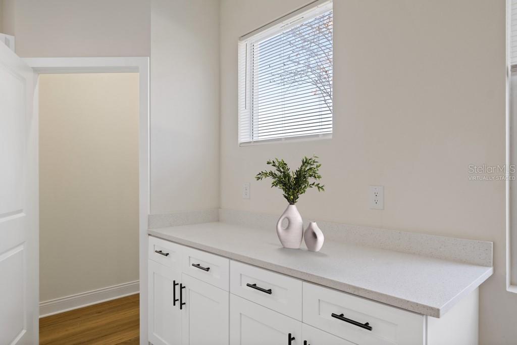 4208 N MANHATTAN AVE #2