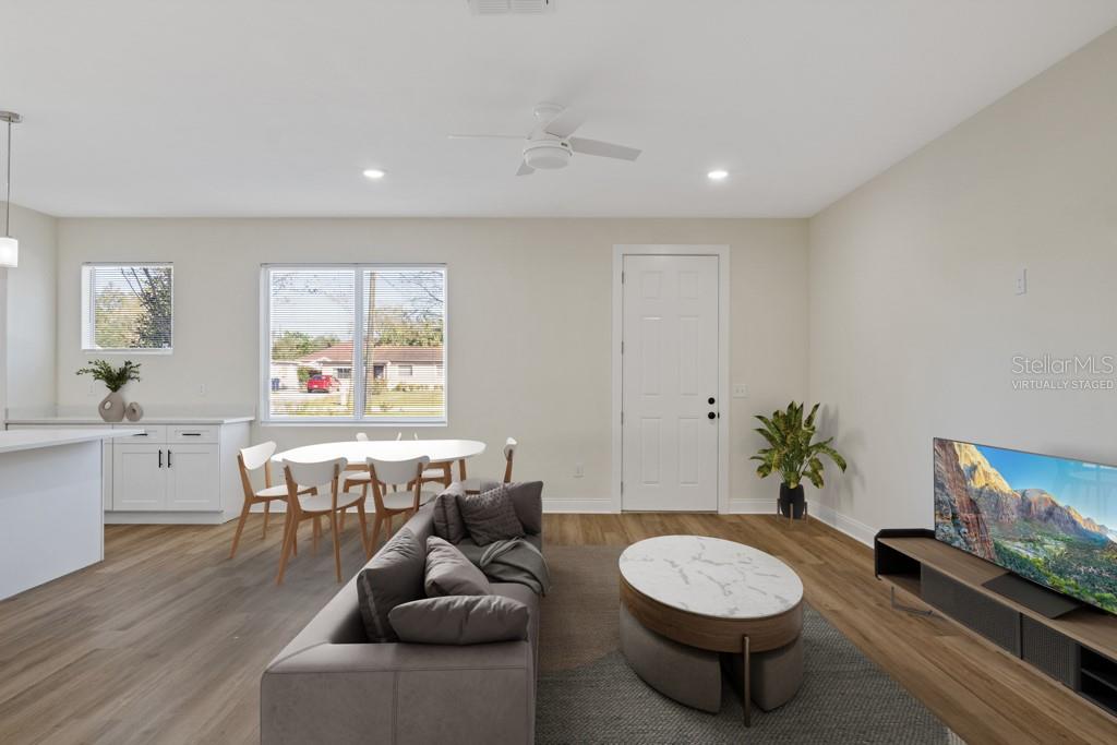 4208 N MANHATTAN AVE #2