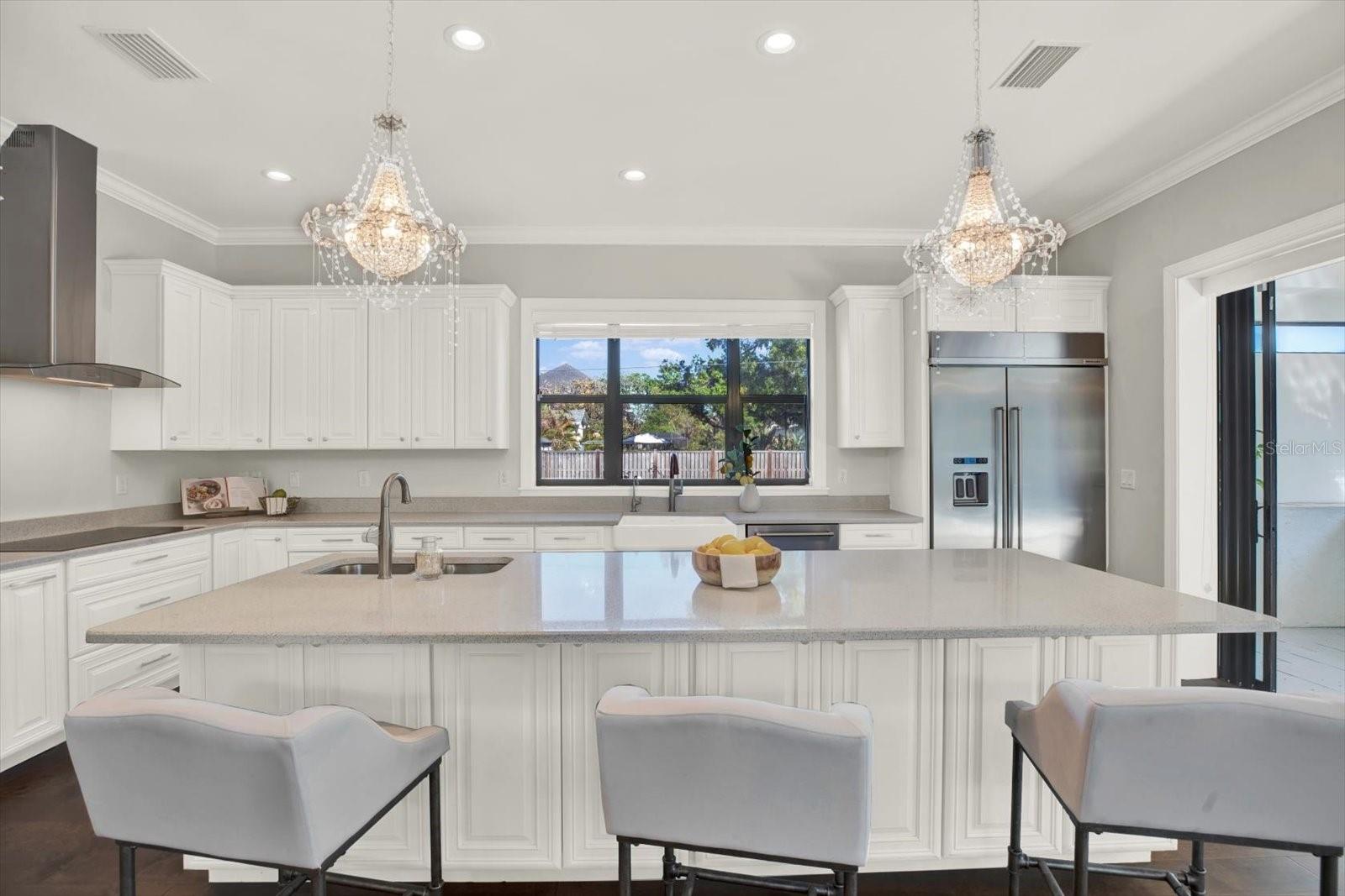 3600 W SAN LUIS ST