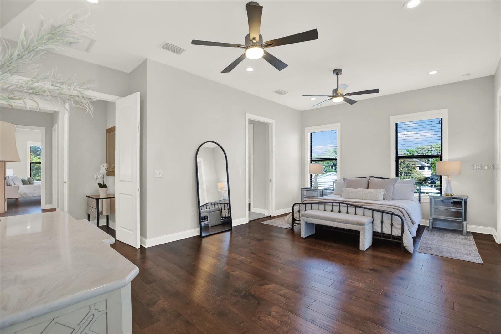 3600 W SAN LUIS ST