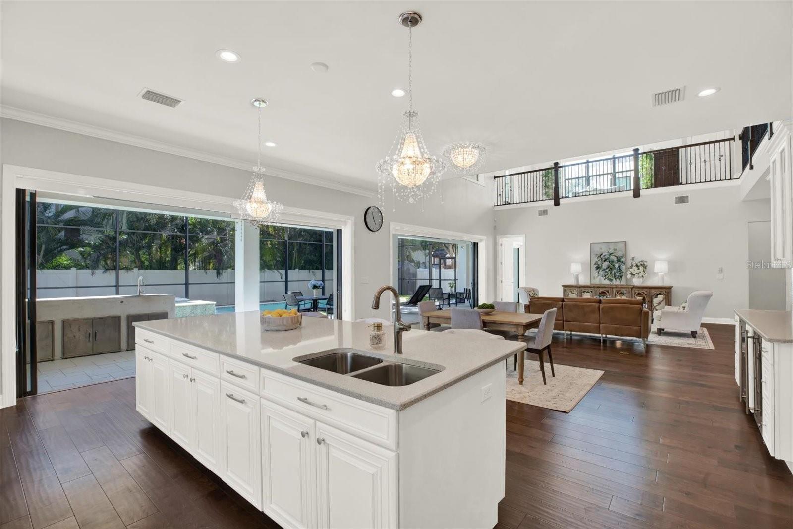 3600 W SAN LUIS ST