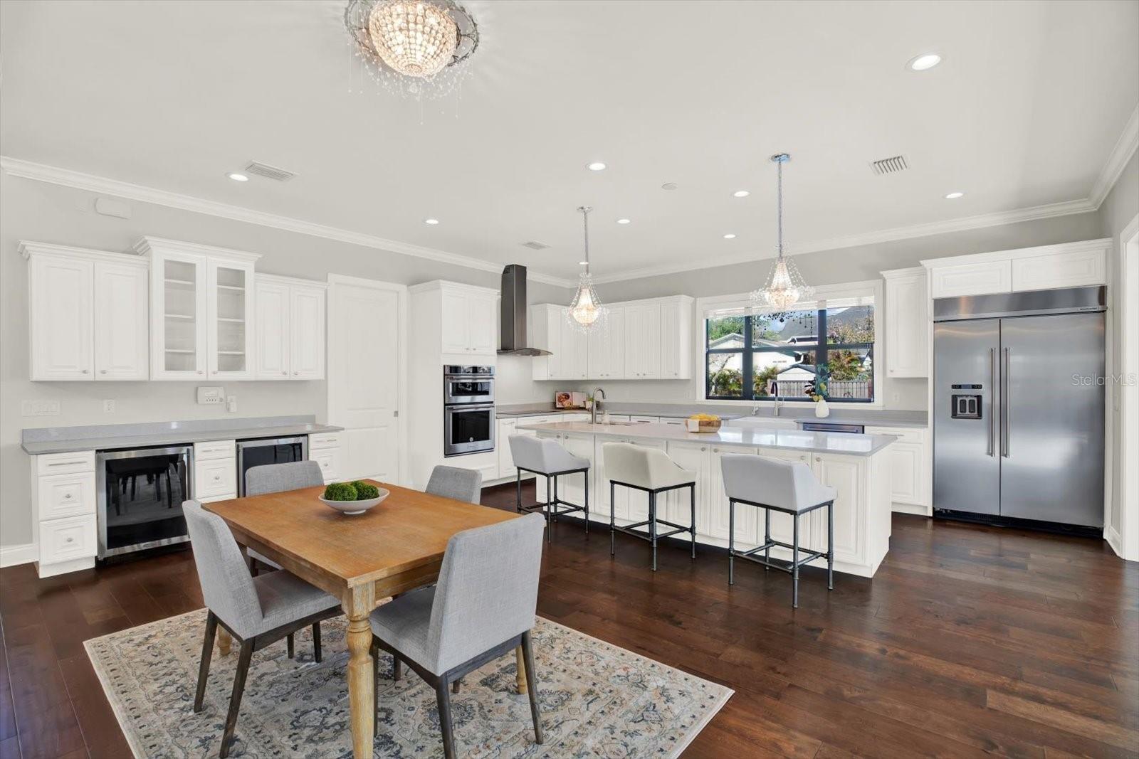 3600 W SAN LUIS ST
