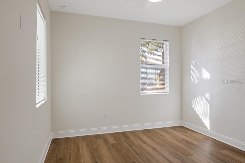 4206 N MANHATTAN AVE #2