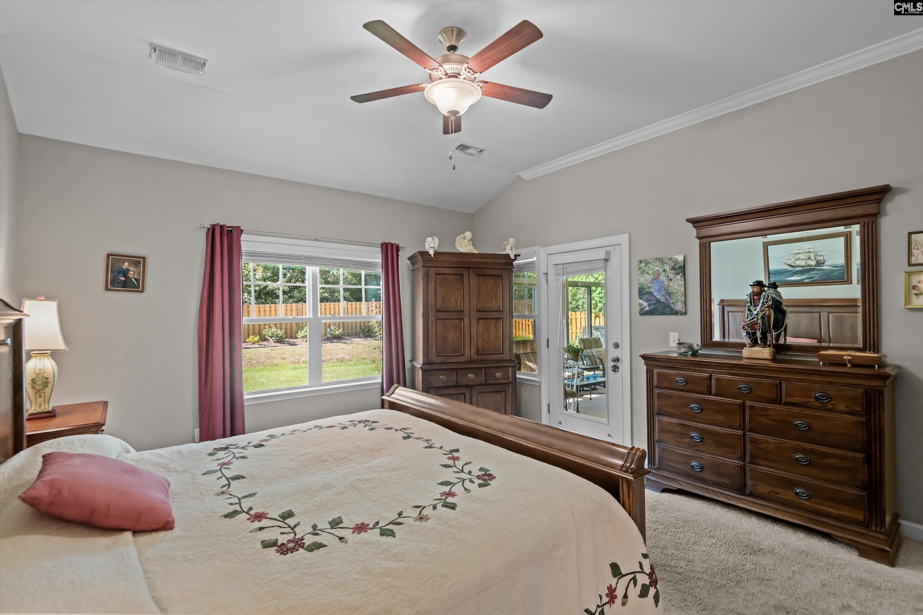 140 Fitzwarin Court