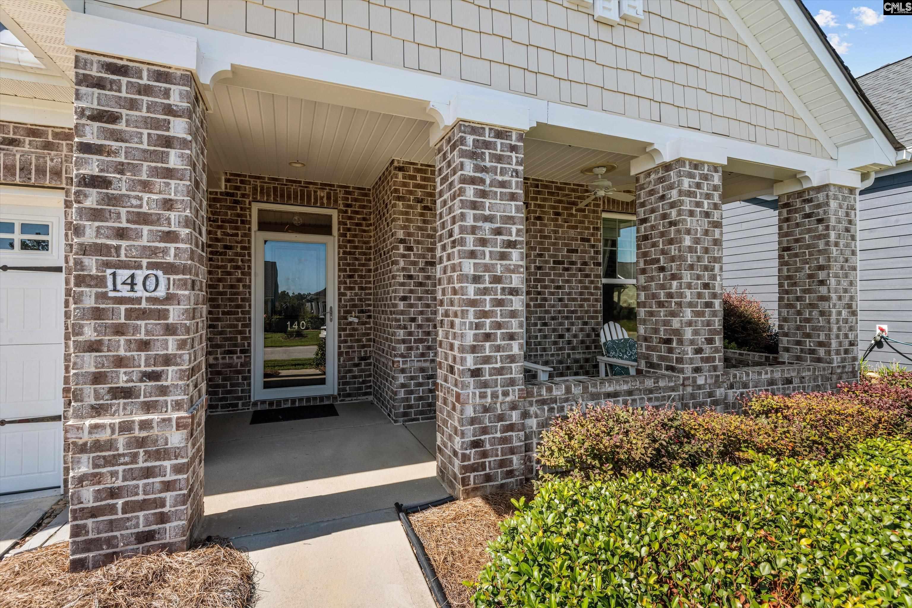 140 Fitzwarin Court