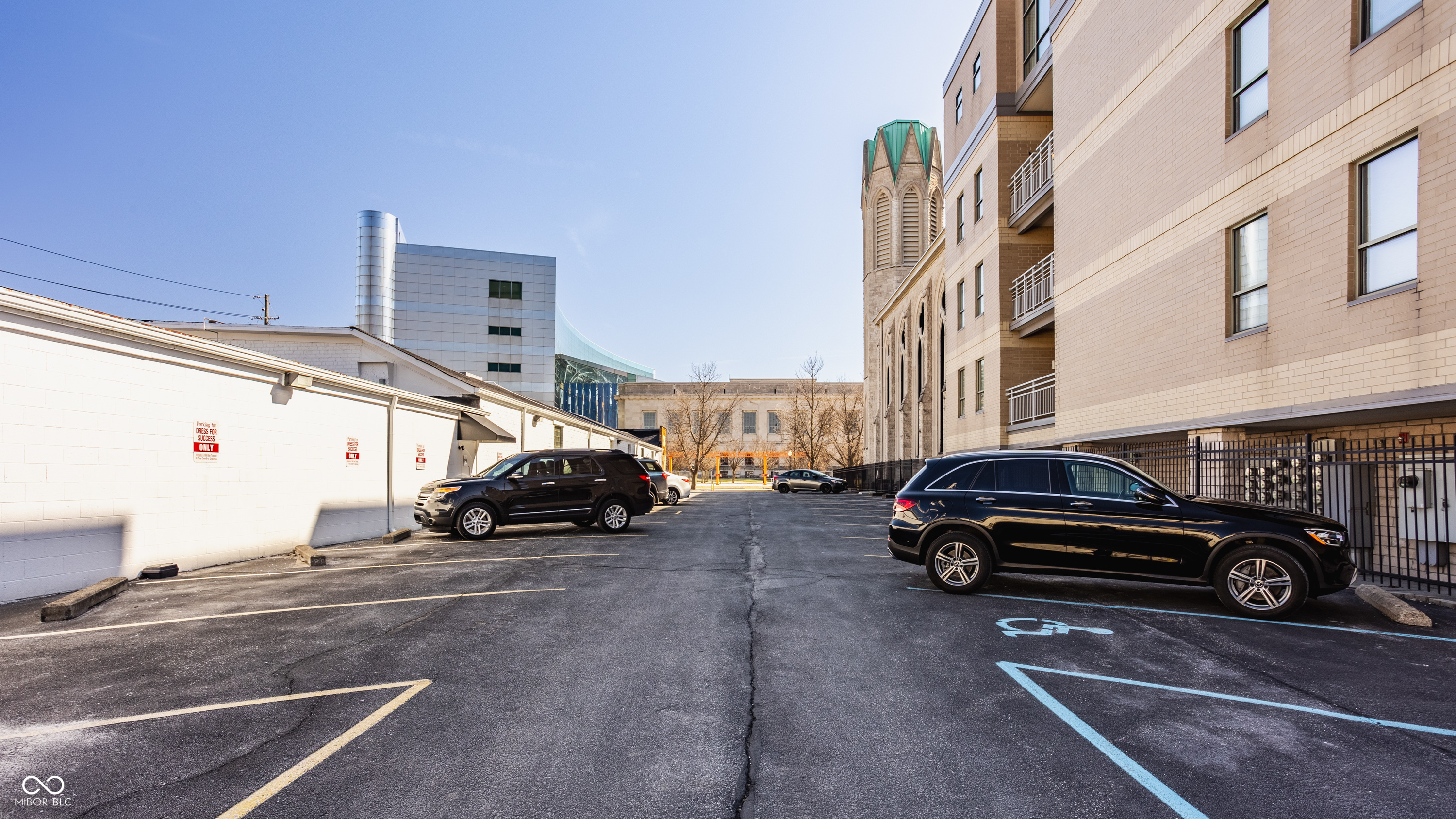 802 N Meridian Street Unit: 103