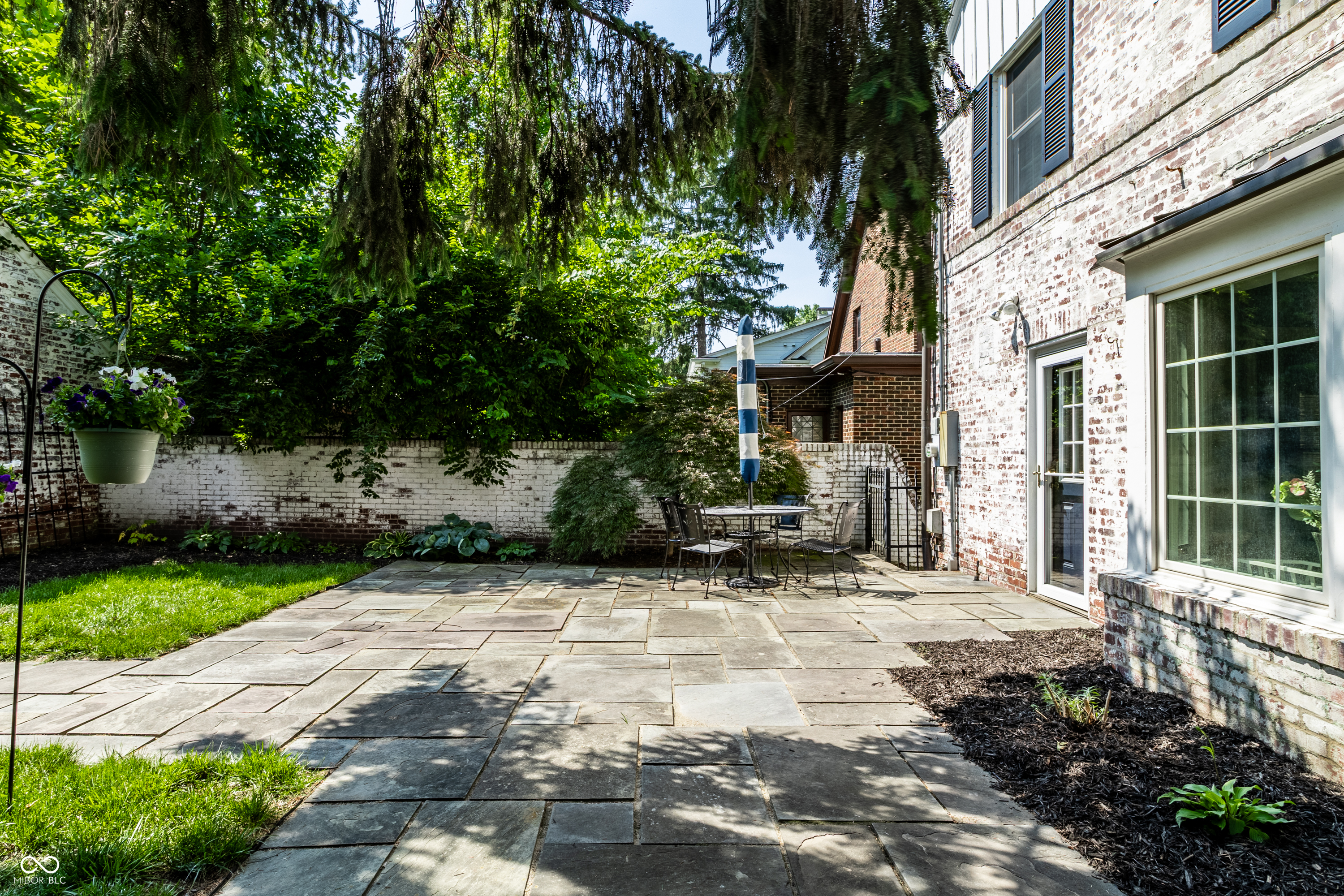 5261 N Pennsylvania Street