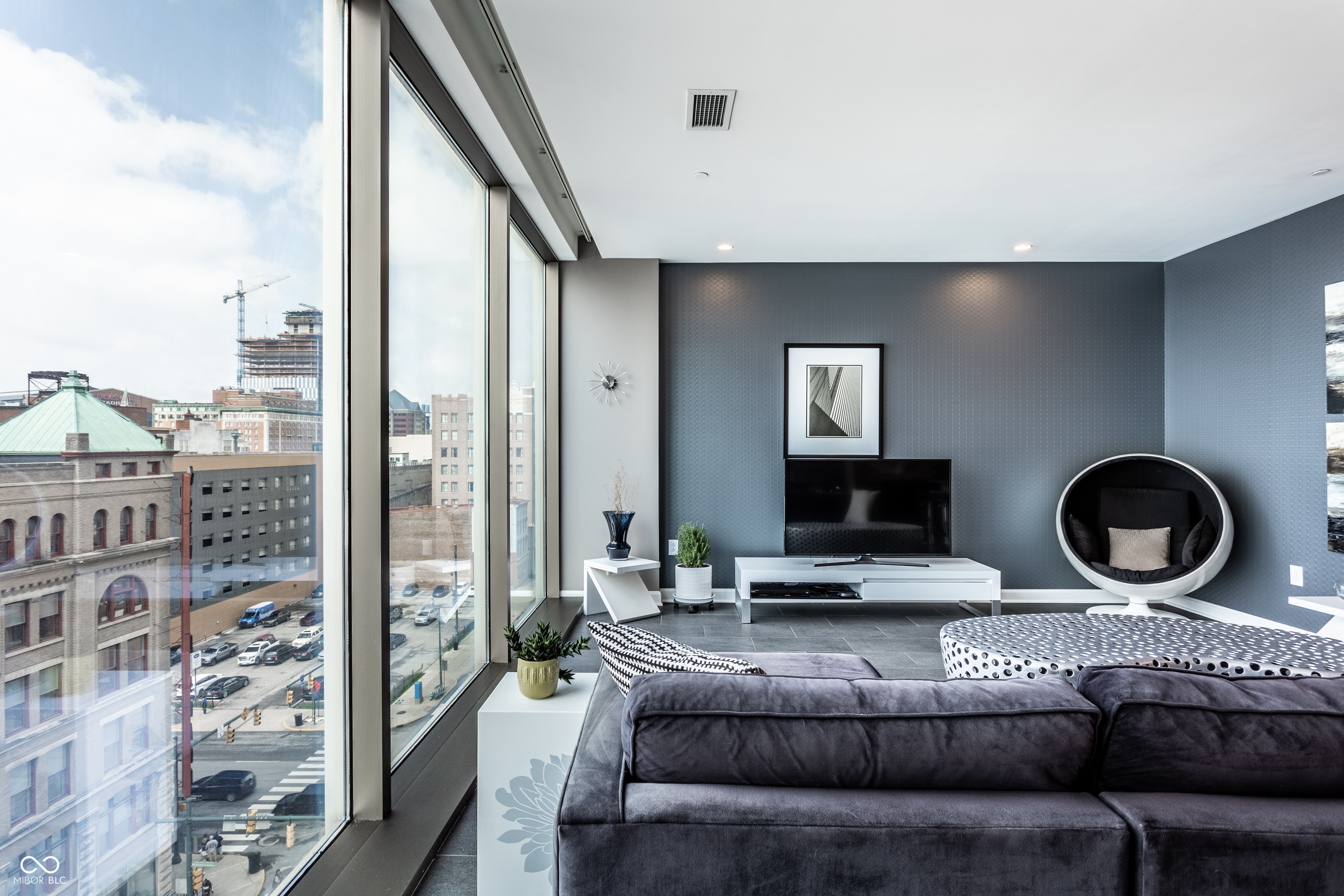 1 Virginia Avenue Unit: APT 607