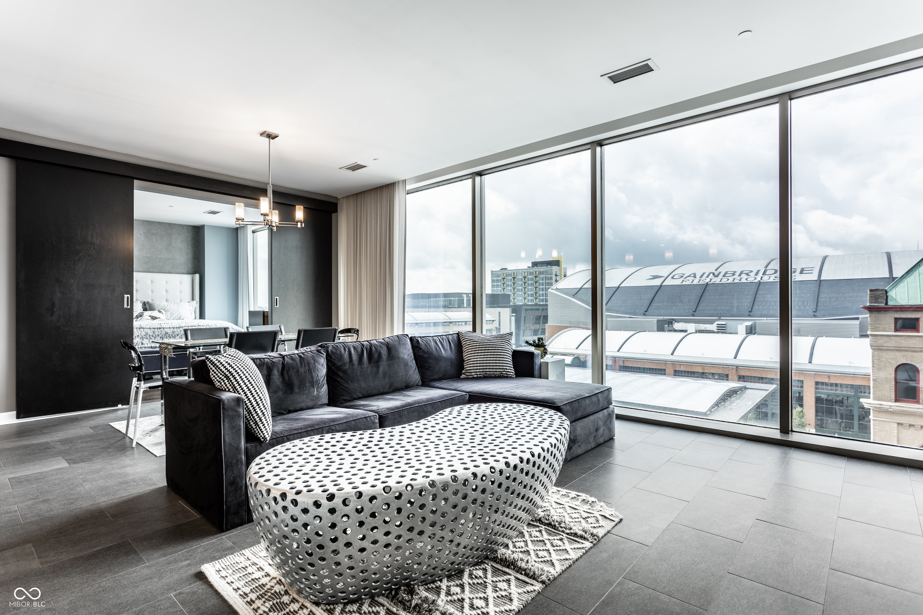 1 Virginia Avenue Unit: APT 607