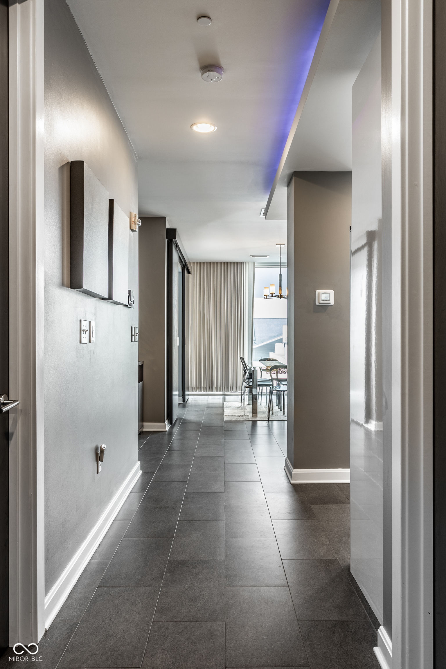 1 Virginia Avenue Unit: APT 607