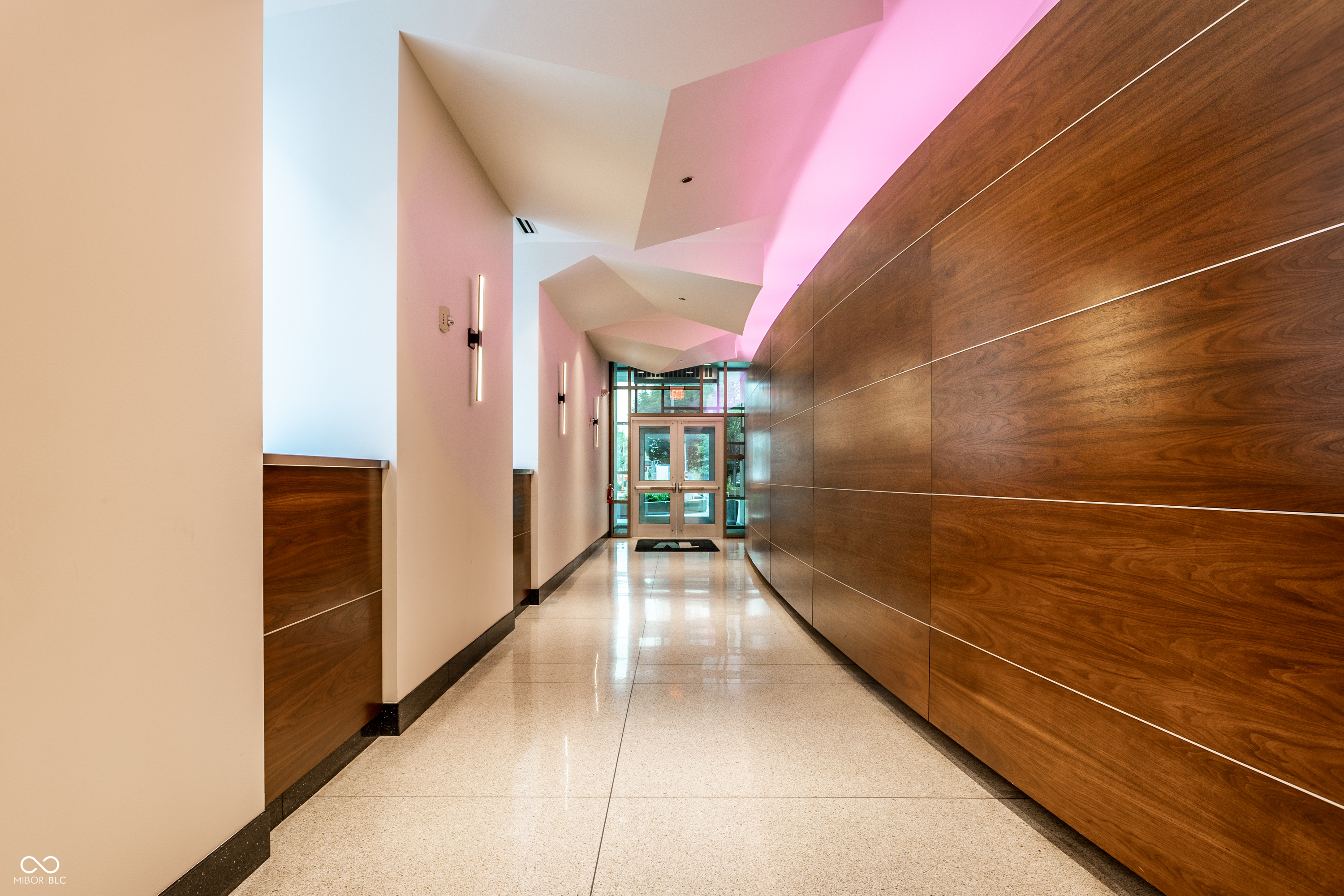 1 Virginia Avenue Unit: APT 607