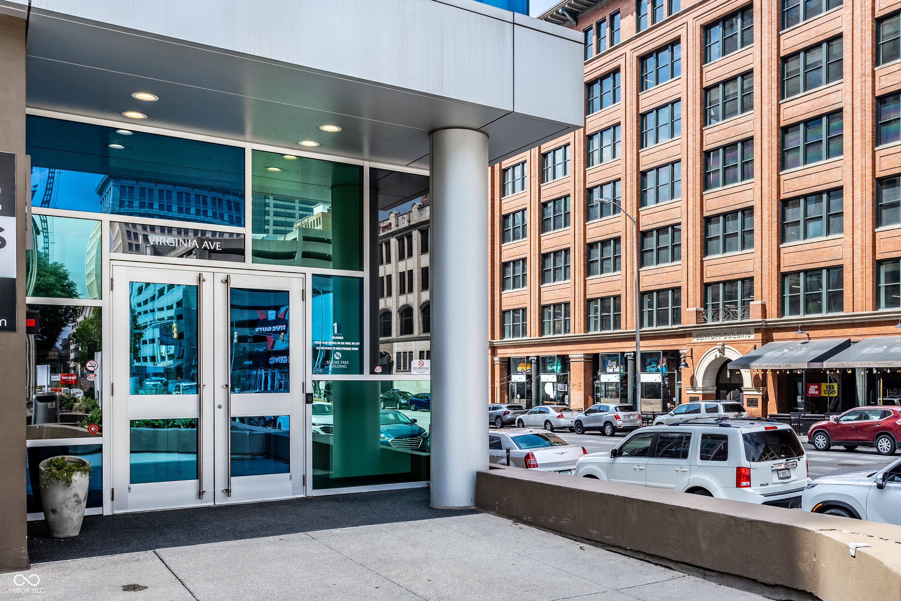 1 Virginia Avenue Unit: APT 607