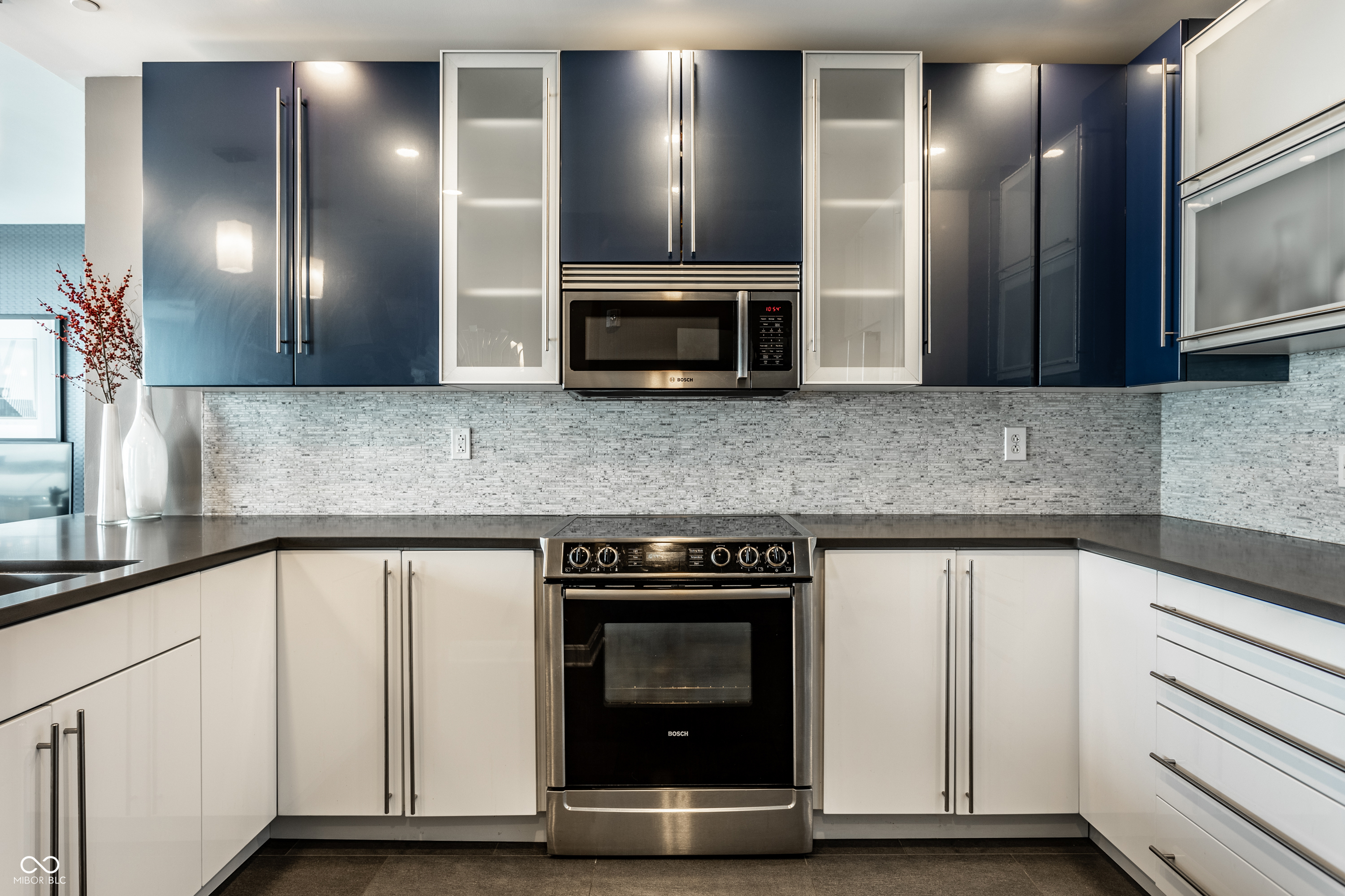 1 Virginia Avenue Unit: APT 607