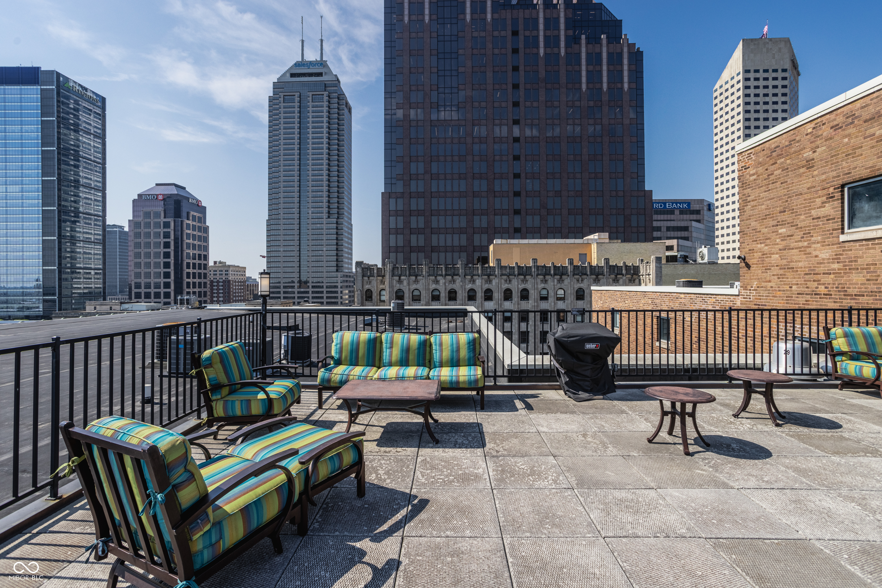 350 N Meridian Street Unit: UNIT 606/607