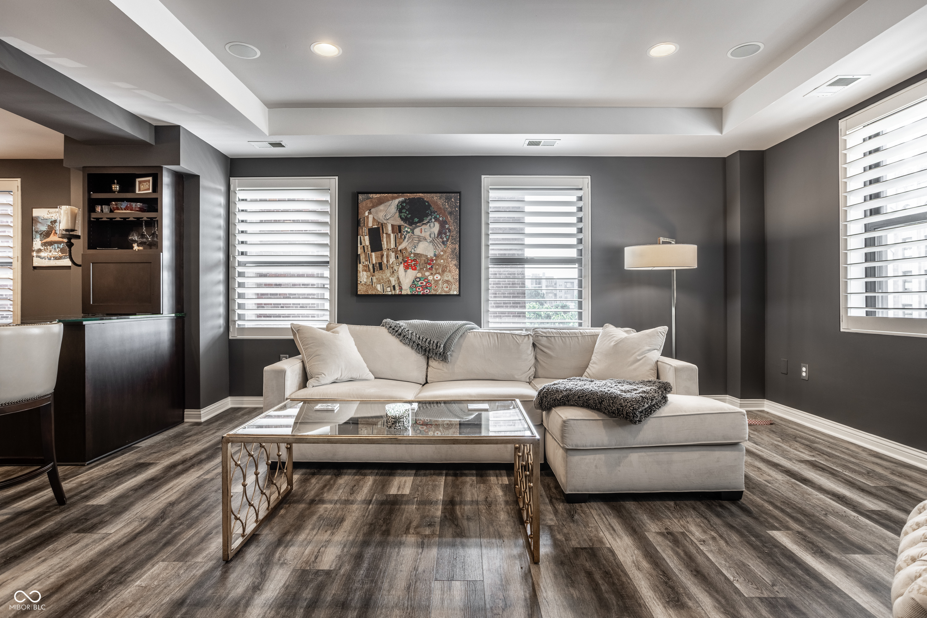 350 N Meridian Street Unit: UNIT 606/607