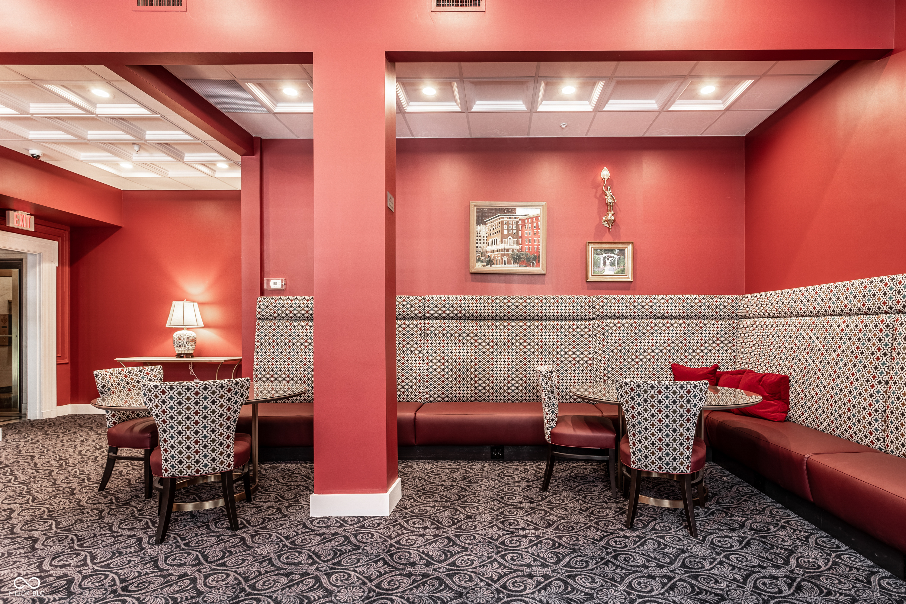 350 N Meridian Street Unit: UNIT 606/607