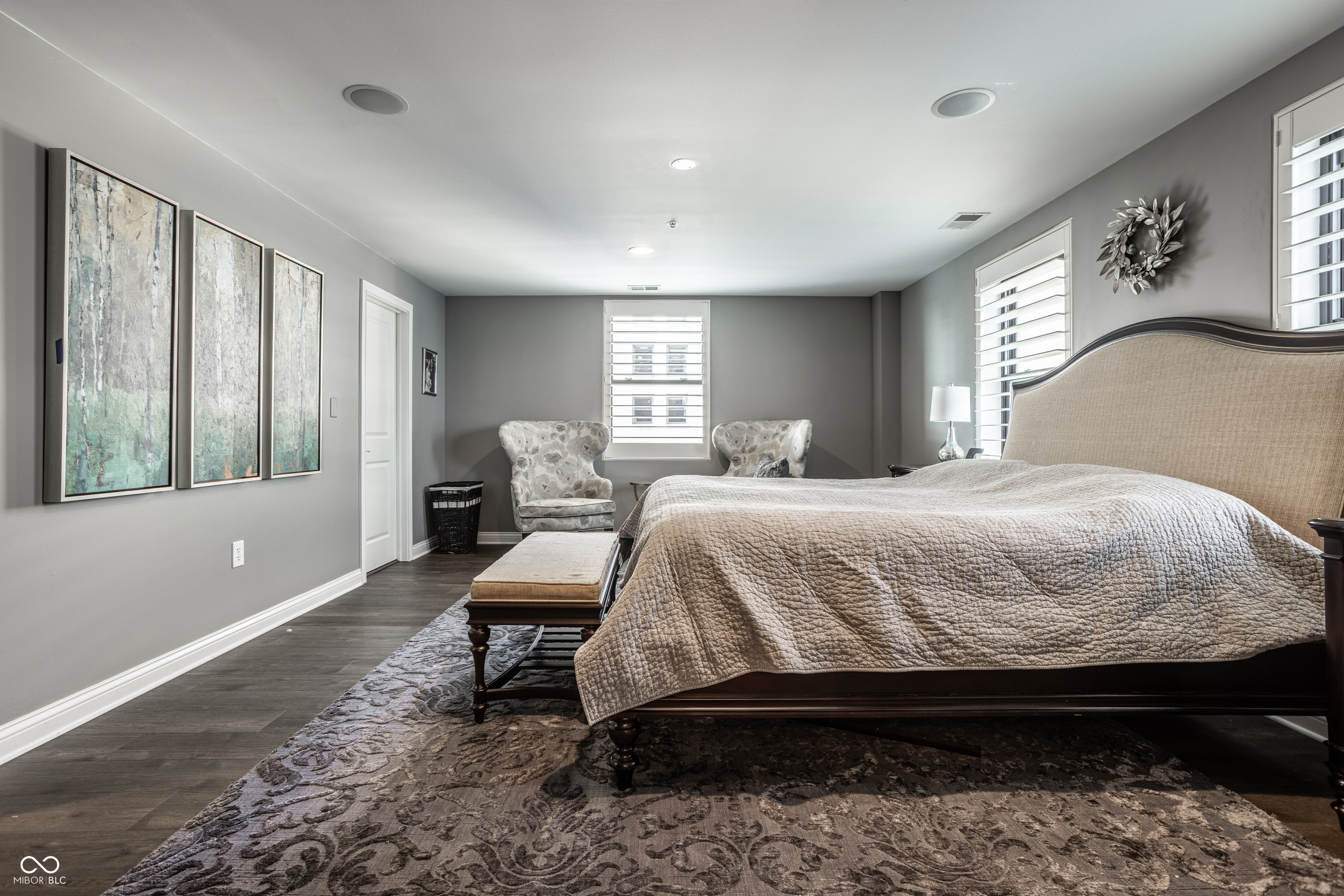 350 N Meridian Street Unit: UNIT 606/607