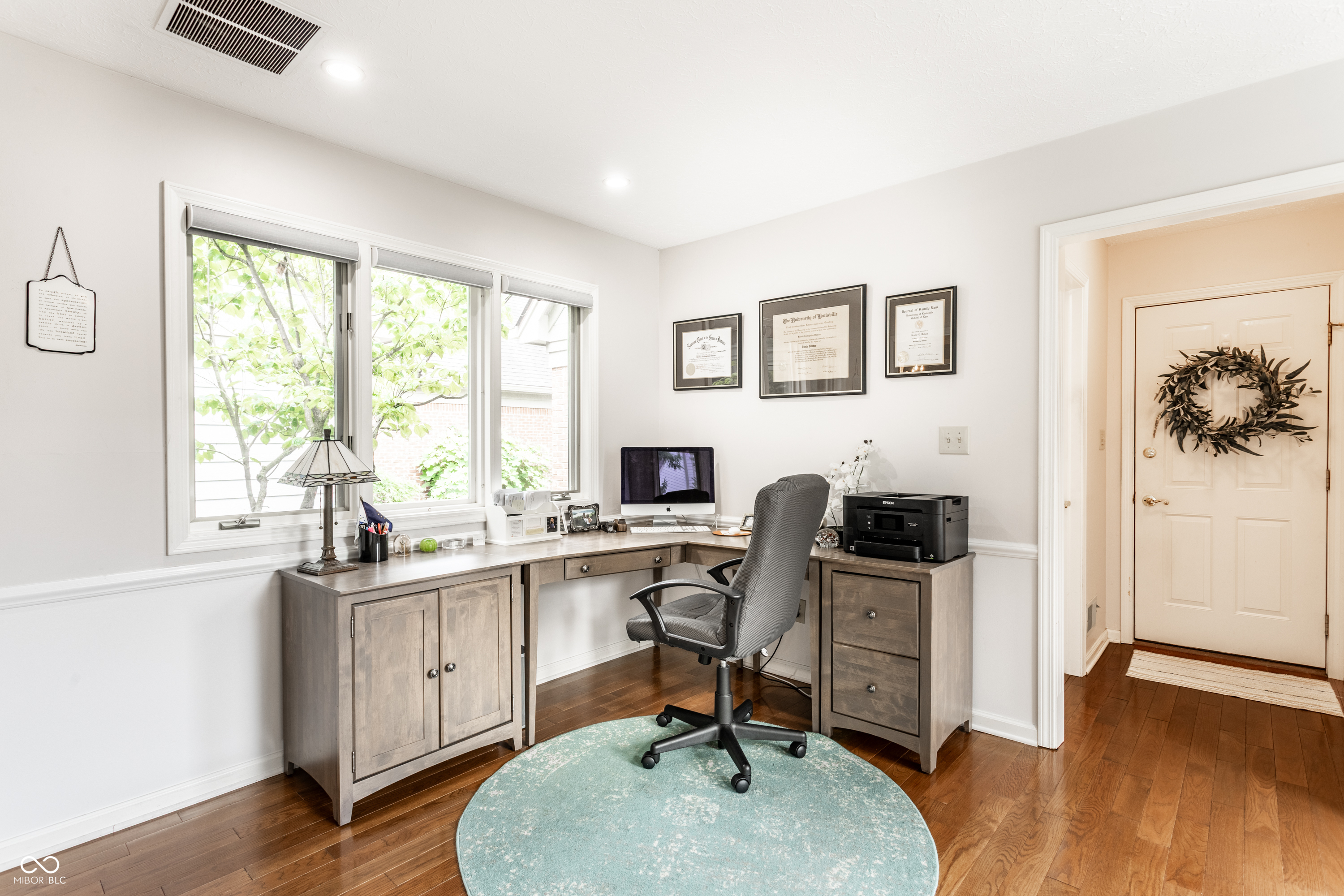 9265 Tamarack Drive