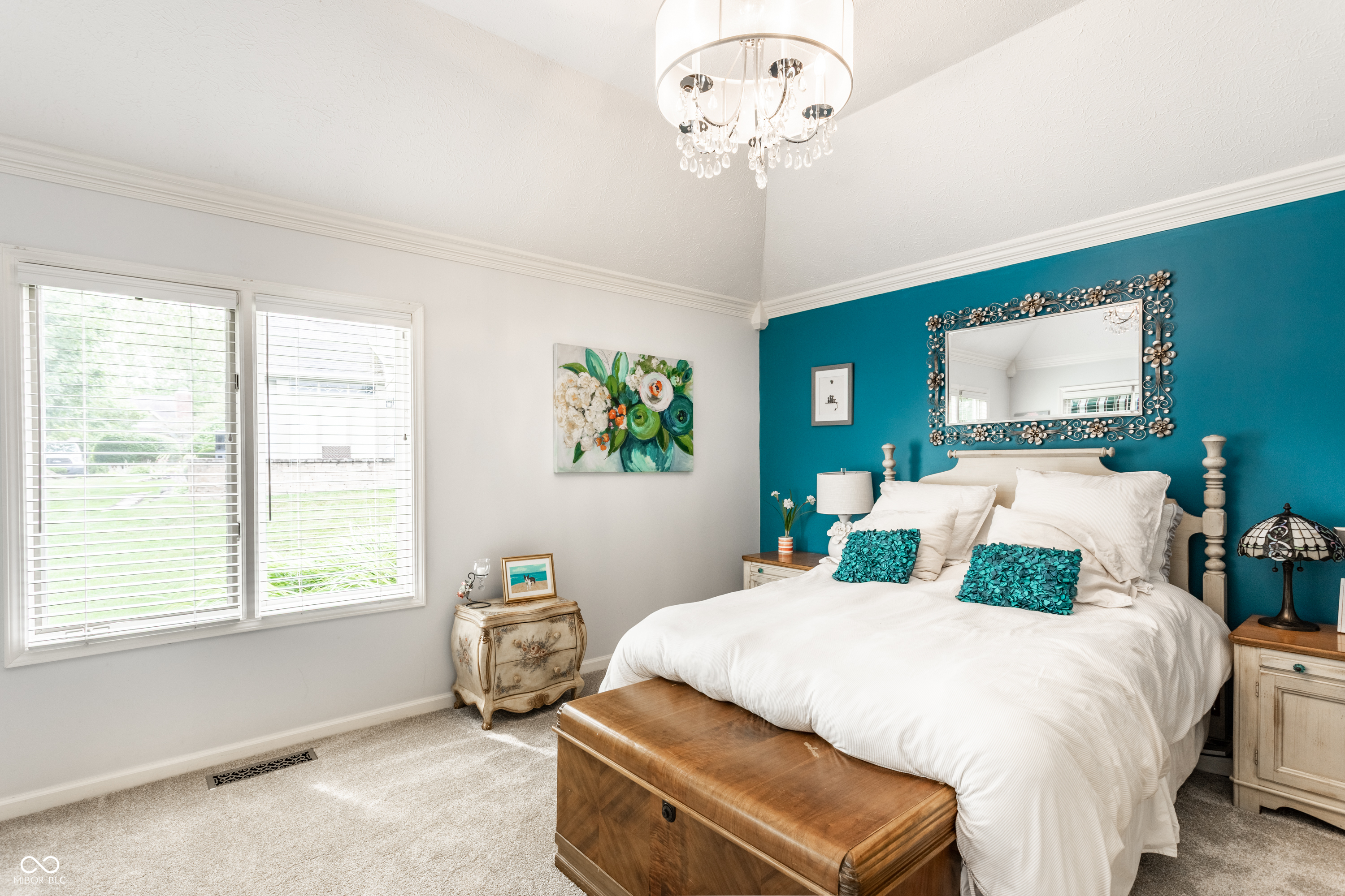 9265 Tamarack Drive