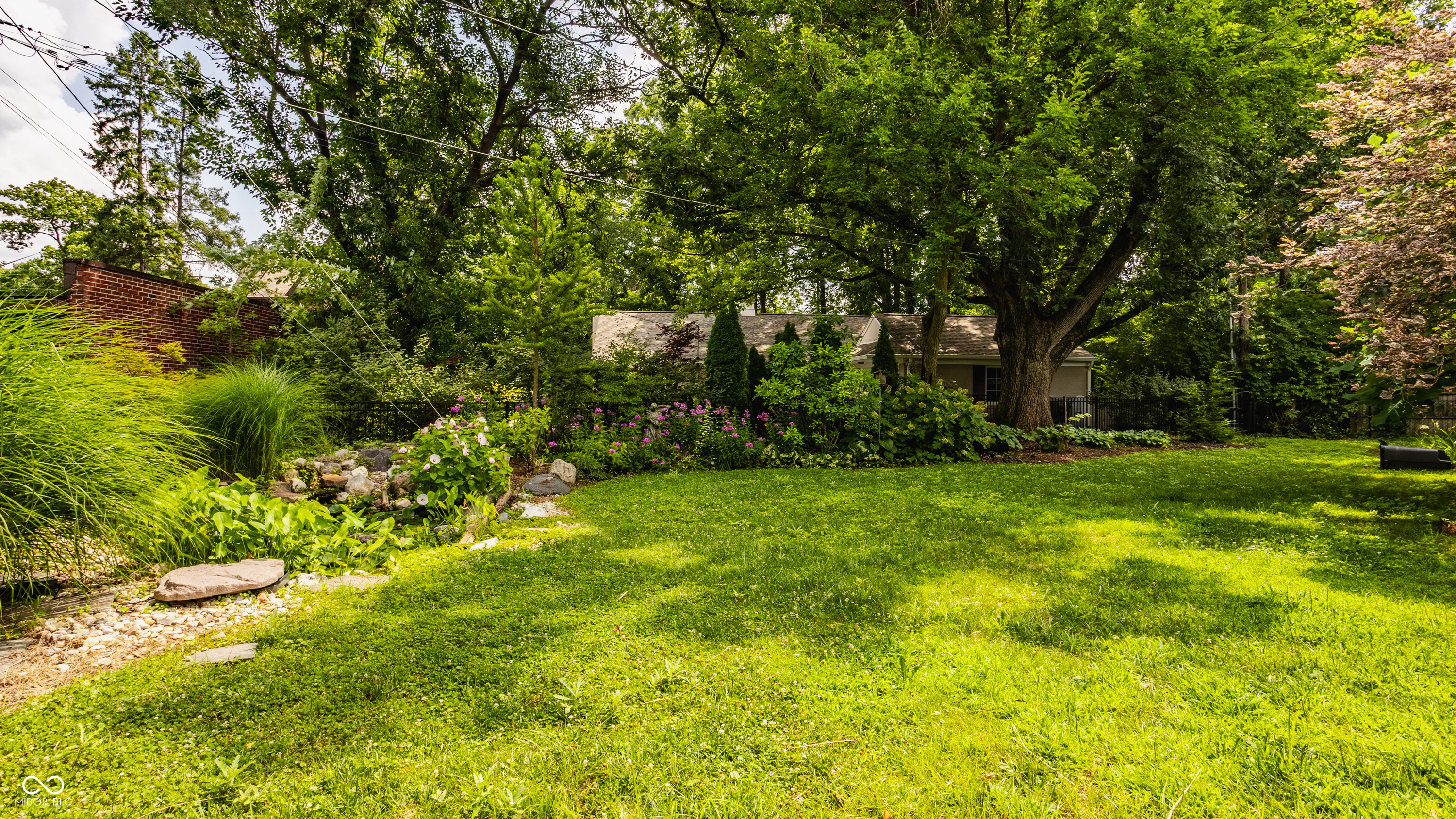 140 Meridian Hills Boulevard